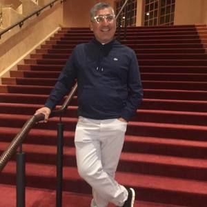 Meet your Posher, Ernest